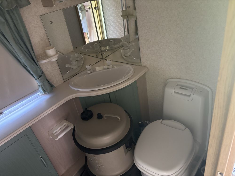 Ładna zadbana przyczepa Coachman Mirage 450/2