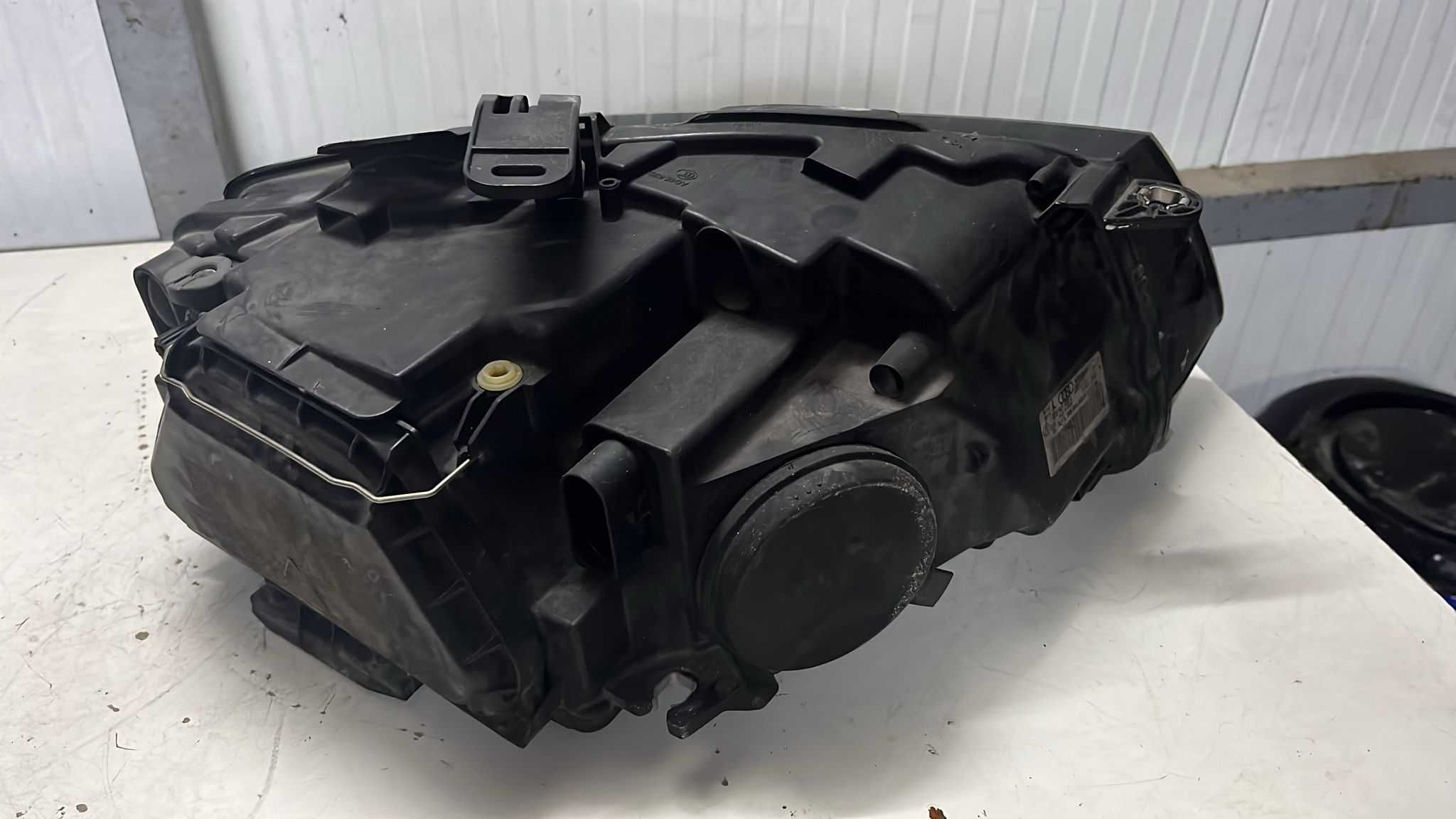 Farol Esquerdo Audi A5  (8t) [2007_2017] 2.7