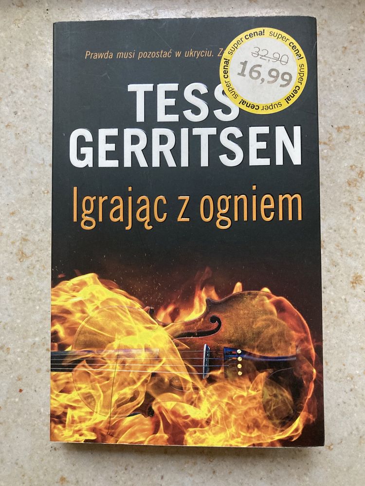 „Igrając z ogniem” Tess Gerritsen