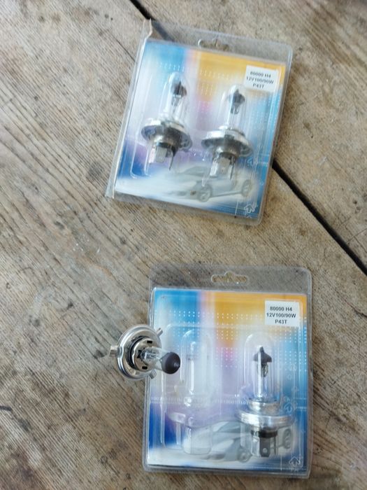 Лампа лампочка автомобільна для фар Н 4 80000 12 v 100/90 w Р43Т