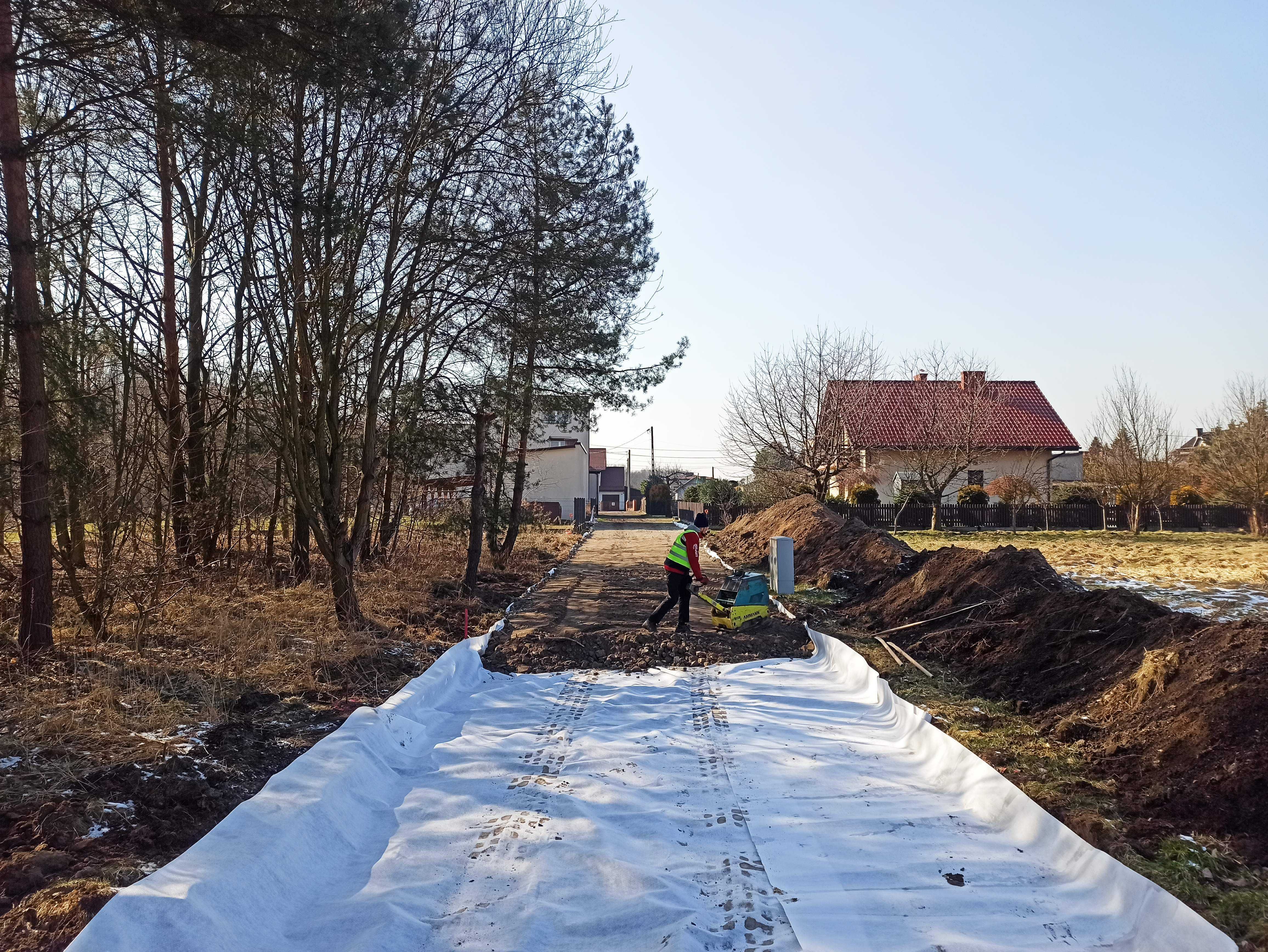 koparka Wyry Gostyń wykopy drogi dojazdowe minikoparka ładowarka