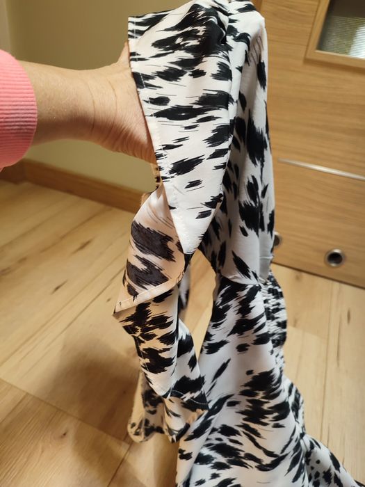 Bluzka 46/Hiszpanka -nowa