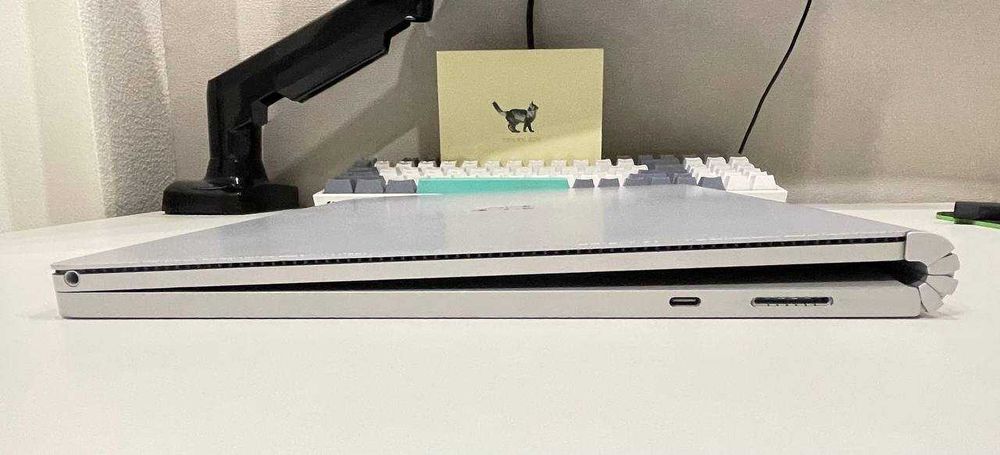 Microsoft Surface Book 2 Intel i7-8650U 15 GTX 1060 6gb, 16 GB 256 GB