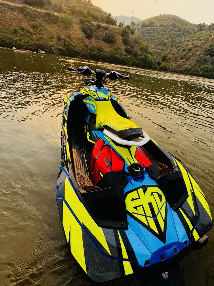 Seadoo Spark Trixx 2UP Full WORX/RIVA 120cv + SONO + atr.novo +kit GRF