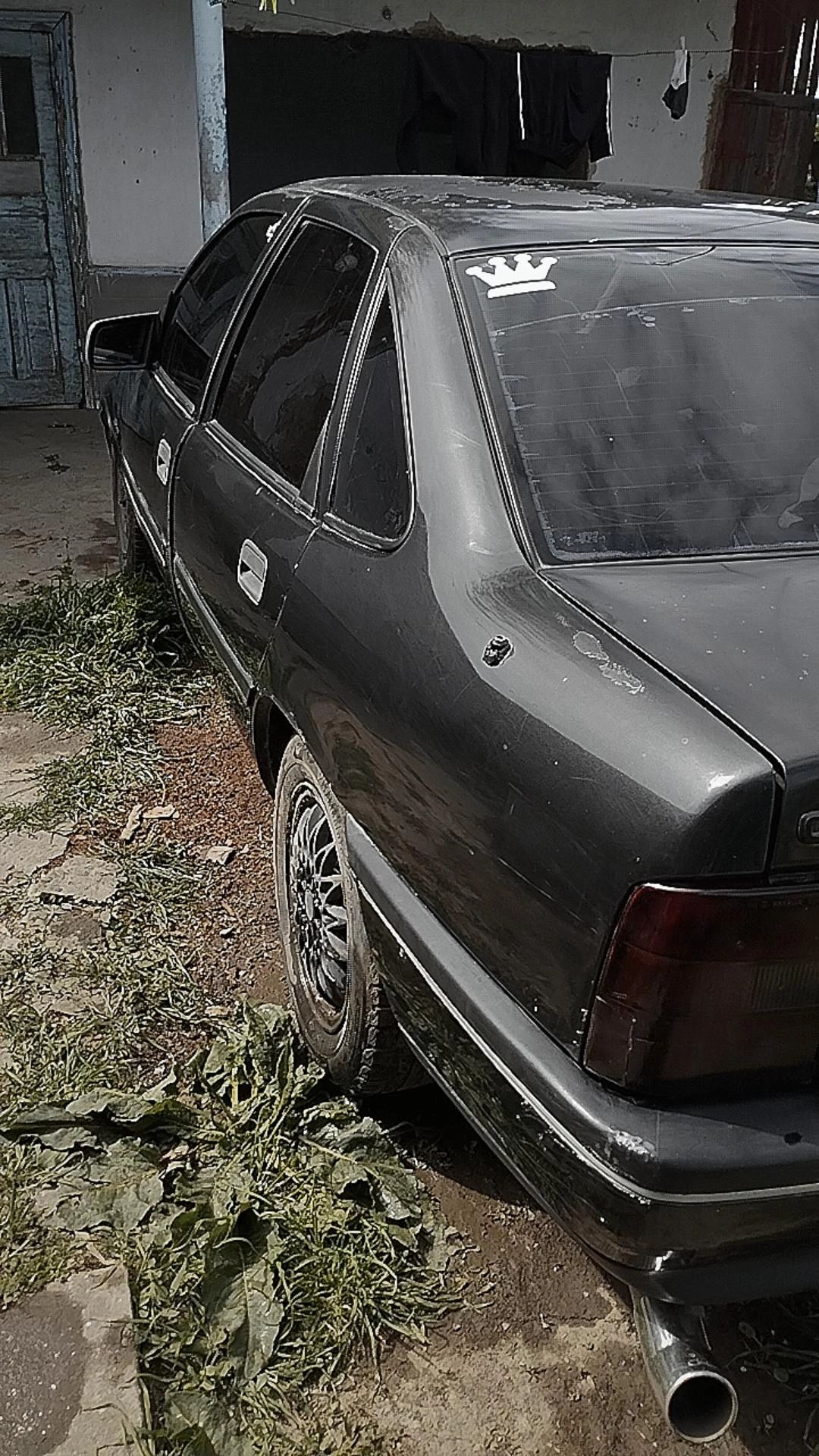 Продам Opel Vectra A 1992 год