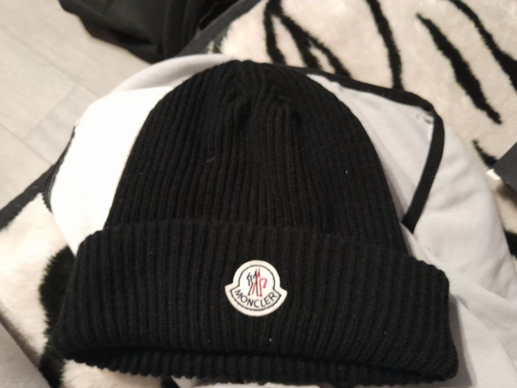 Czapka moncler unisex