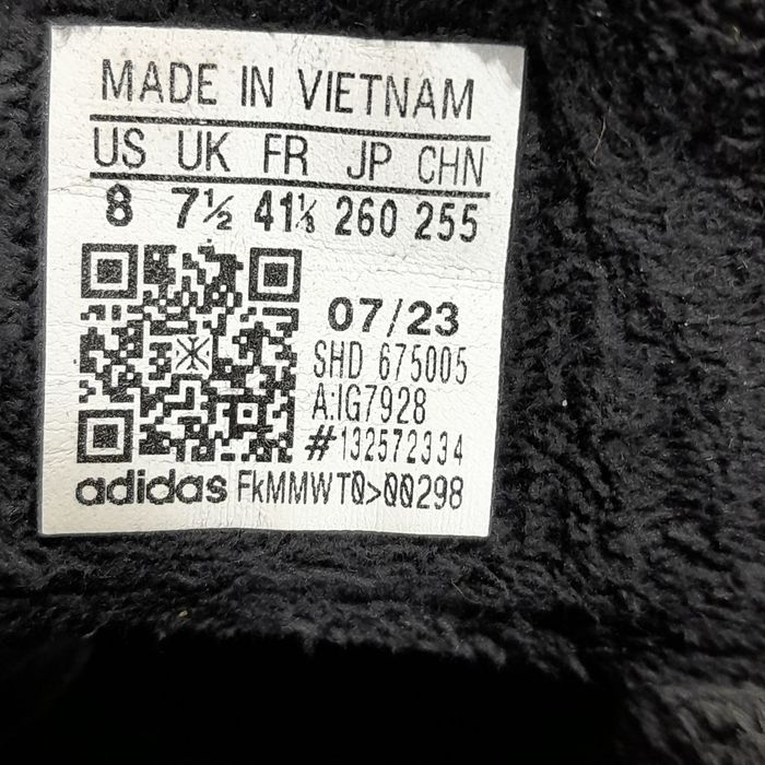 Кроссовки Adidas размер 41