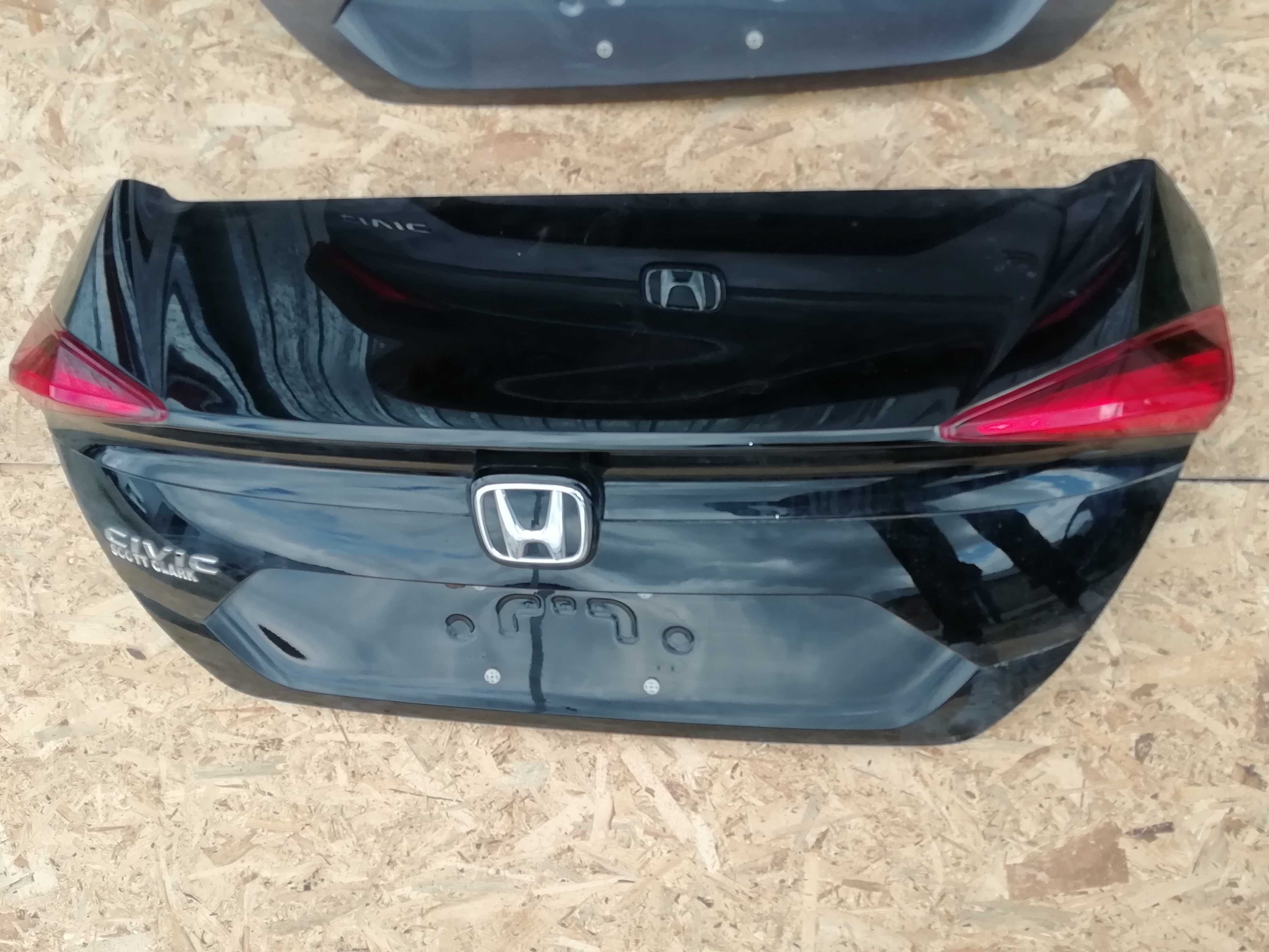 Кришка багажника Honda Civic, Honda Civic Sport