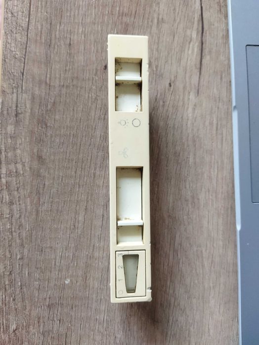 Блок кнопок для вытяжки.