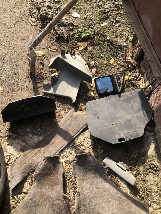 Запчасти w124 накладки на пороги