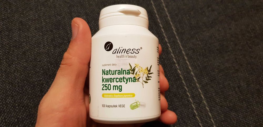 ALINESS Naturalna Kwercetyna 250 mg (100kaps) 12/2023r.