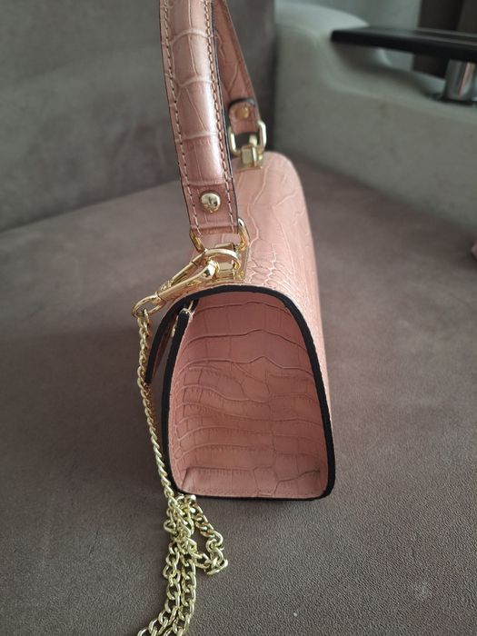 Продам жіночу сумочку