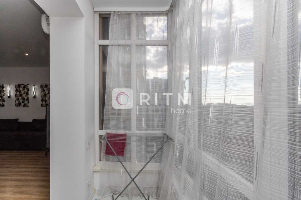 1-к. квартира + кухня-студія у центрі міста за вул. Мельника