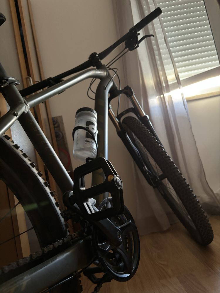 Scott Aspect 970 Bicicleta SEMI-NOVA