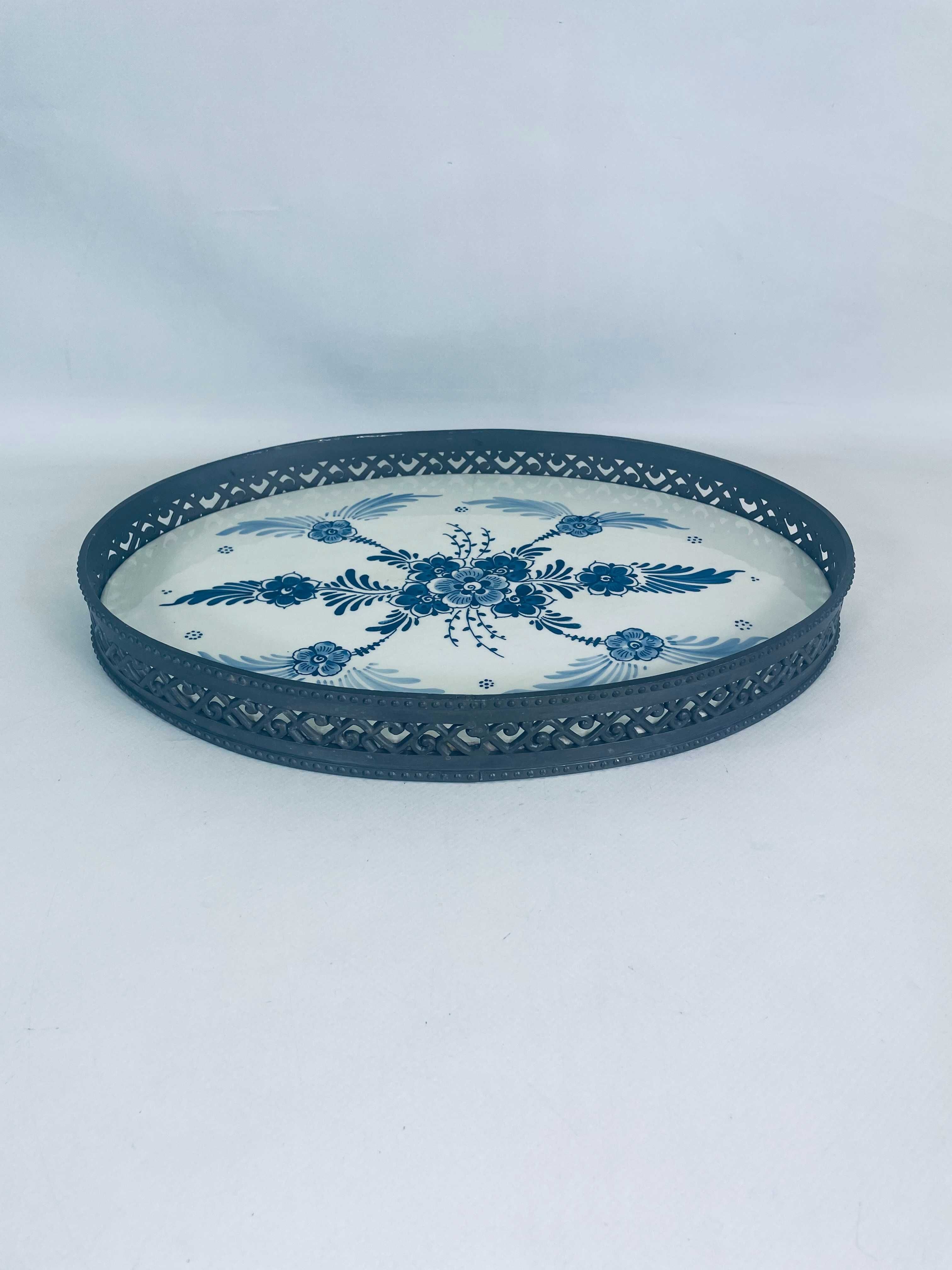 Taca, patera Delf Blue ceramika z cyną