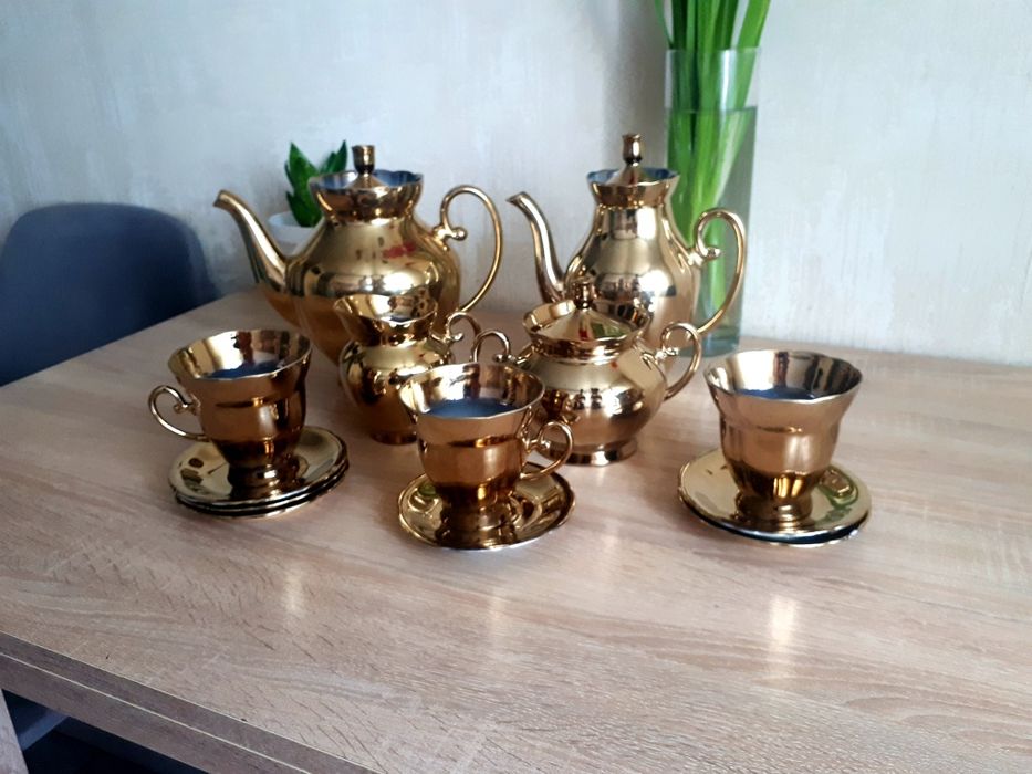 Продам Золотой Сервиз