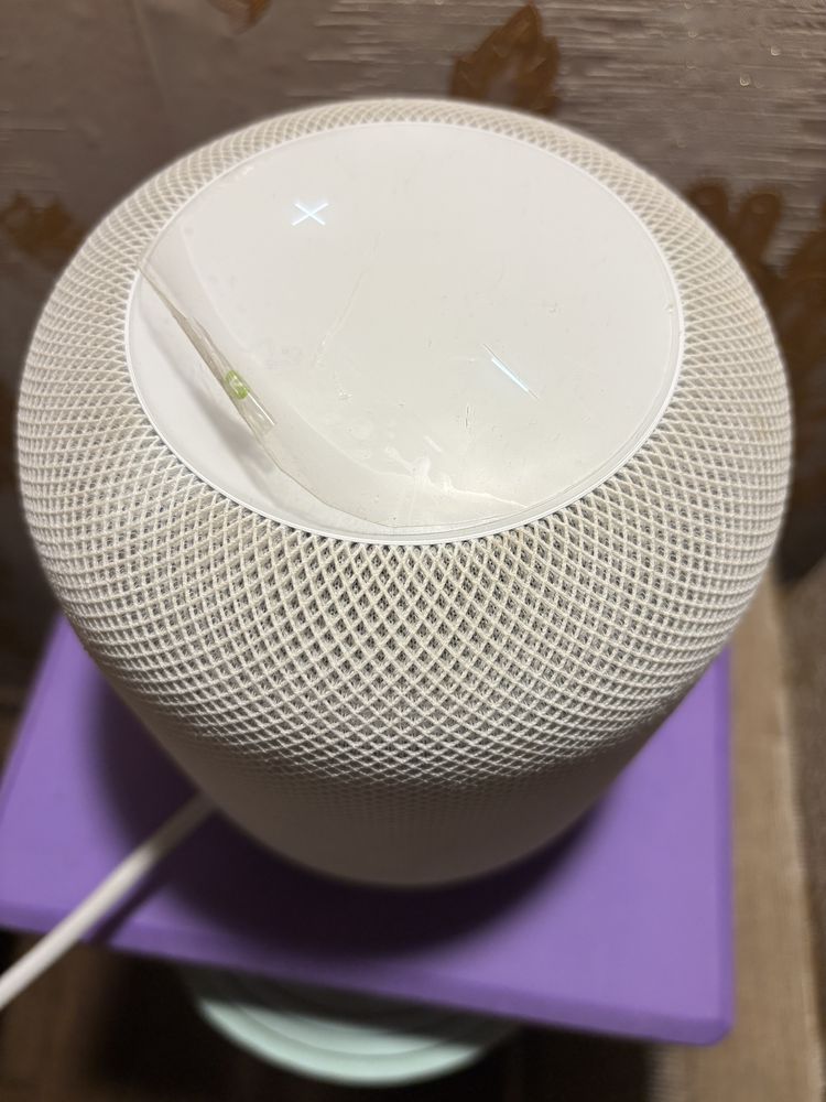 Розумна колонка HomePod