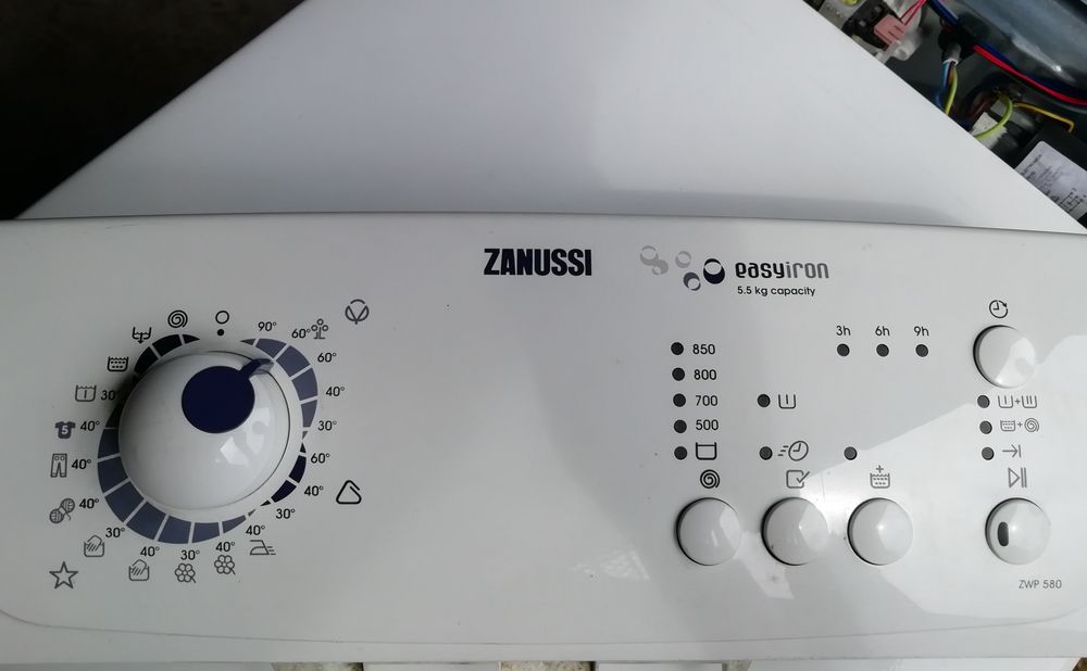 Боковые стенки стиральной машины Zanussi ZWP580
