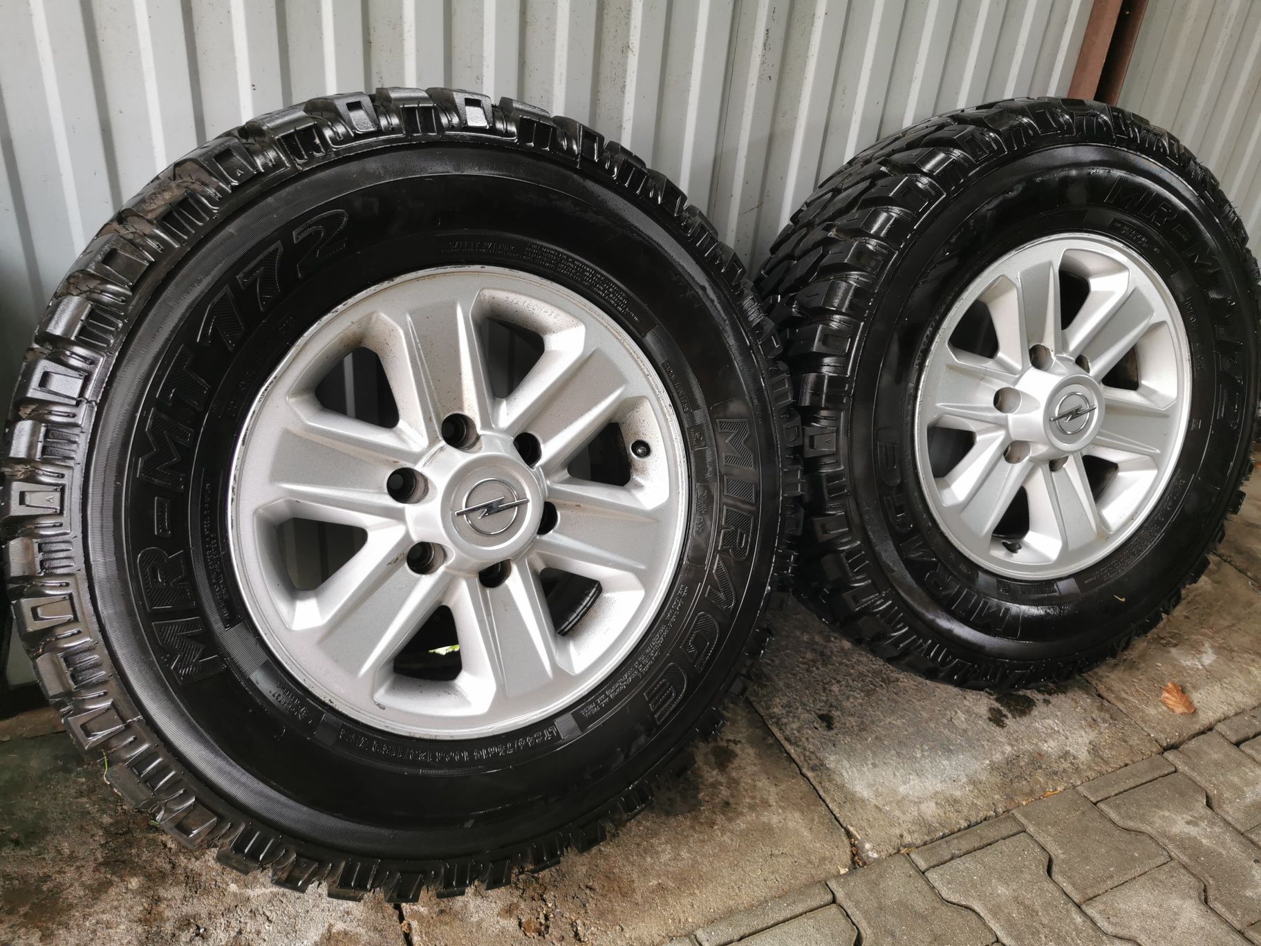 Koła felgi opony opel Frontera B 6x139,7 16cali 7j 245/75, opony MT/R1
