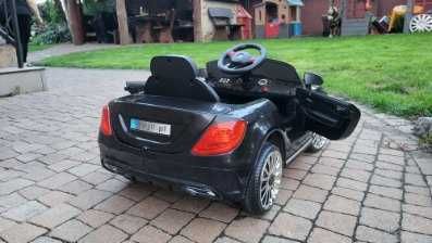 Auto na akumulator - Mercedes