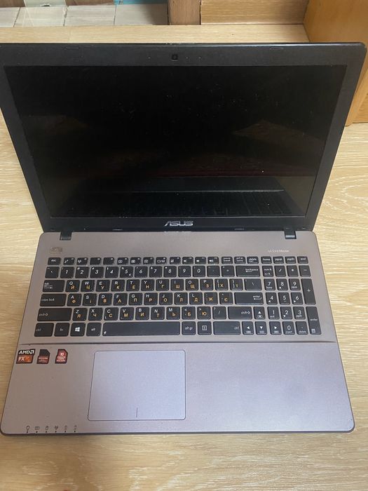 Ноутбук  Asus X550ZE