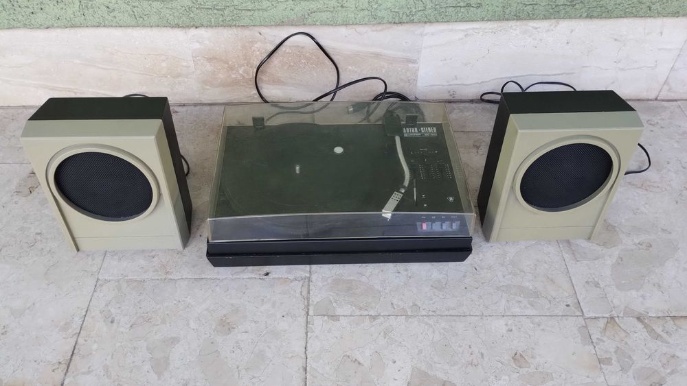 Gramofon UNITRA Artur WG-903