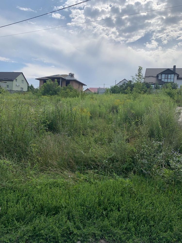 Продам земельну ділянку в місті