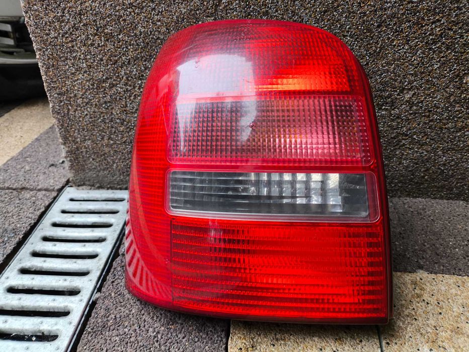 Lampa Tylna Lewa Audi A4 B5 Kombi Lift
