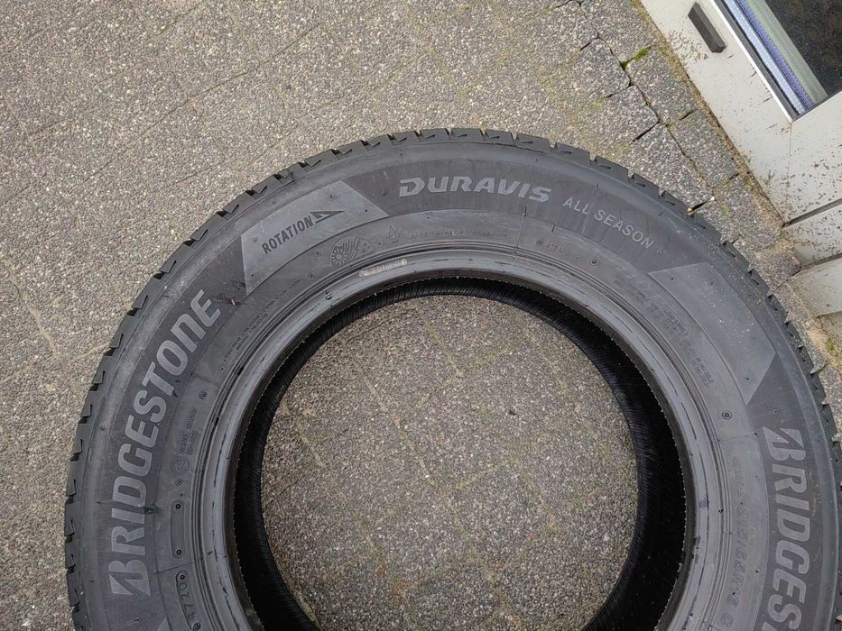 215/65R16C 109/107T Bridgestone Duravis allseason  poj. całoroczna