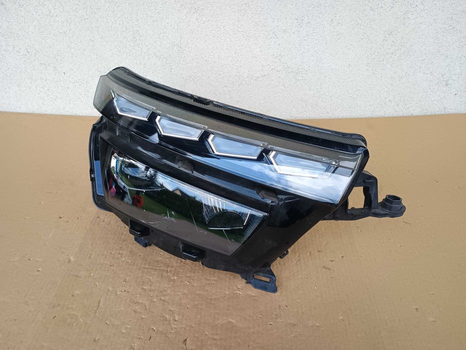 Lampa przód przednia prawa SKODA KAMIQ 19- FULL LED ORYGINAŁ OE