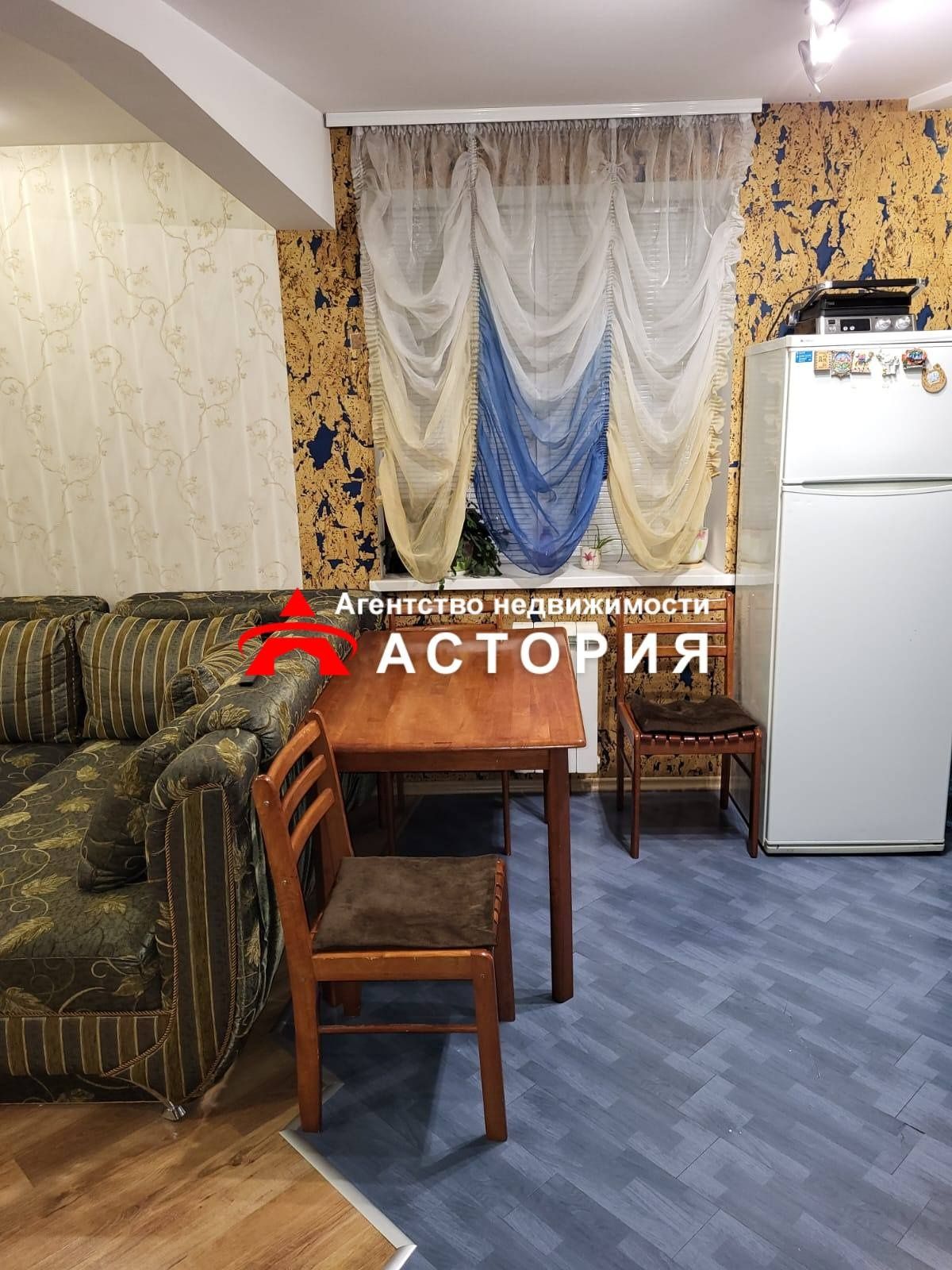Продам 2-кімнатну квартиру по вул. Бочарова