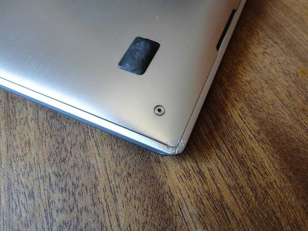 Asus Zenbook UX21A (i7)