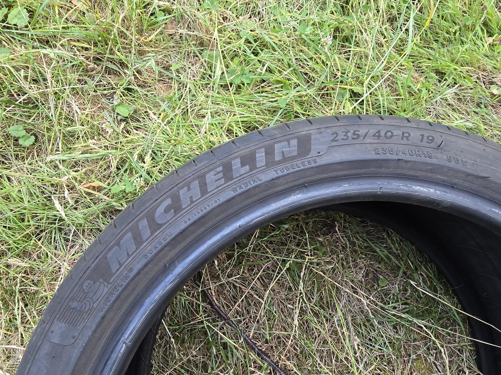 Michelin Primacy 4 235/40 R19 96W x 4 sztuki lato