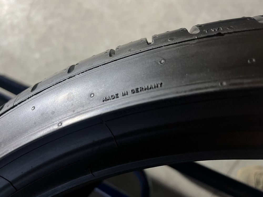 305/30/21+245/35/20 Pirelli PZero PZ4 NAO 4шт нові
