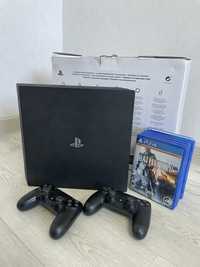 Продам PlayStation 4 PRO 1 TB срочно!