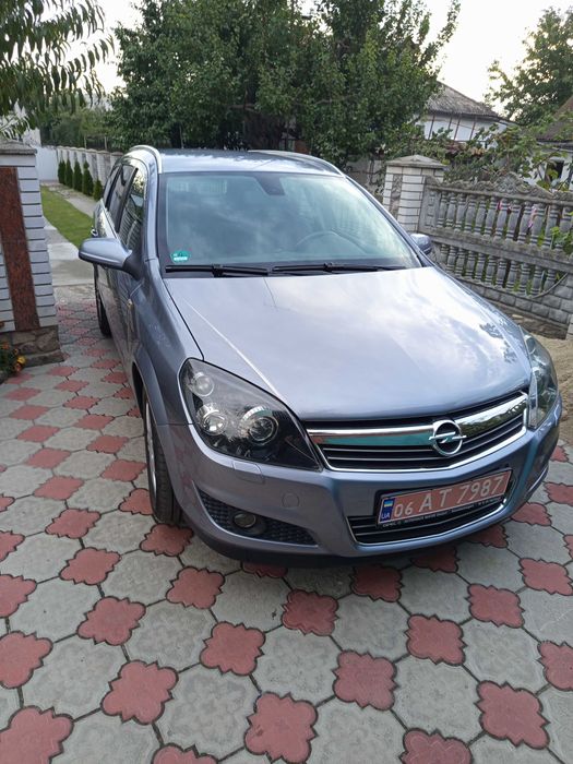 Opel Astra  2009