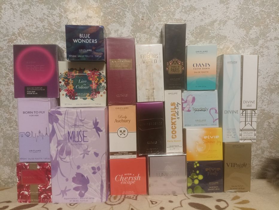 Женские  и мужские парфюмы, компании Орифлейм.