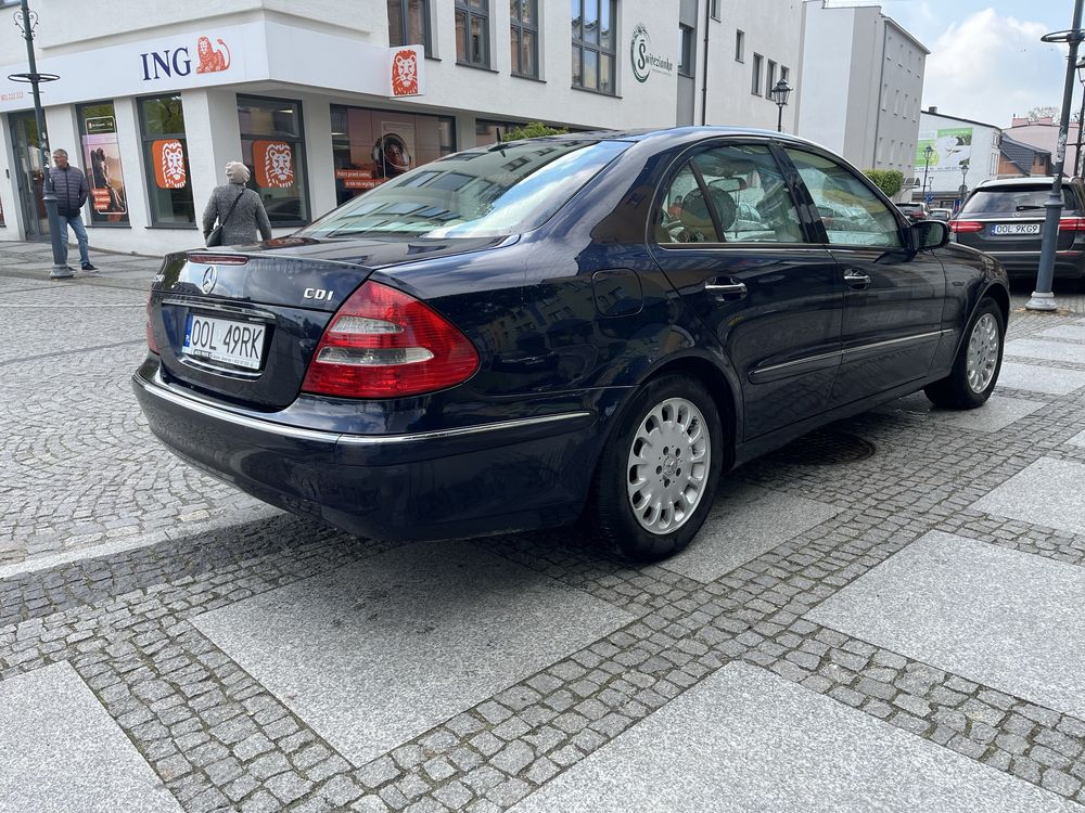 Mercedes e klasa w211 2.7 cdi limuzyna skory klima ladna !