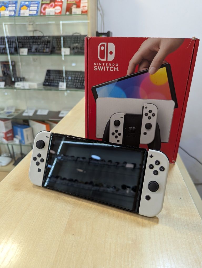 Ігрова консоль Nintendo Switch OLED