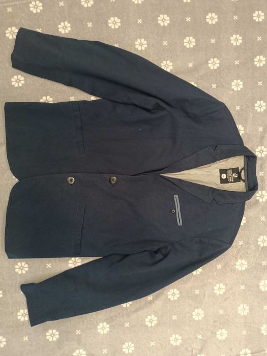 Стильний піджак  .