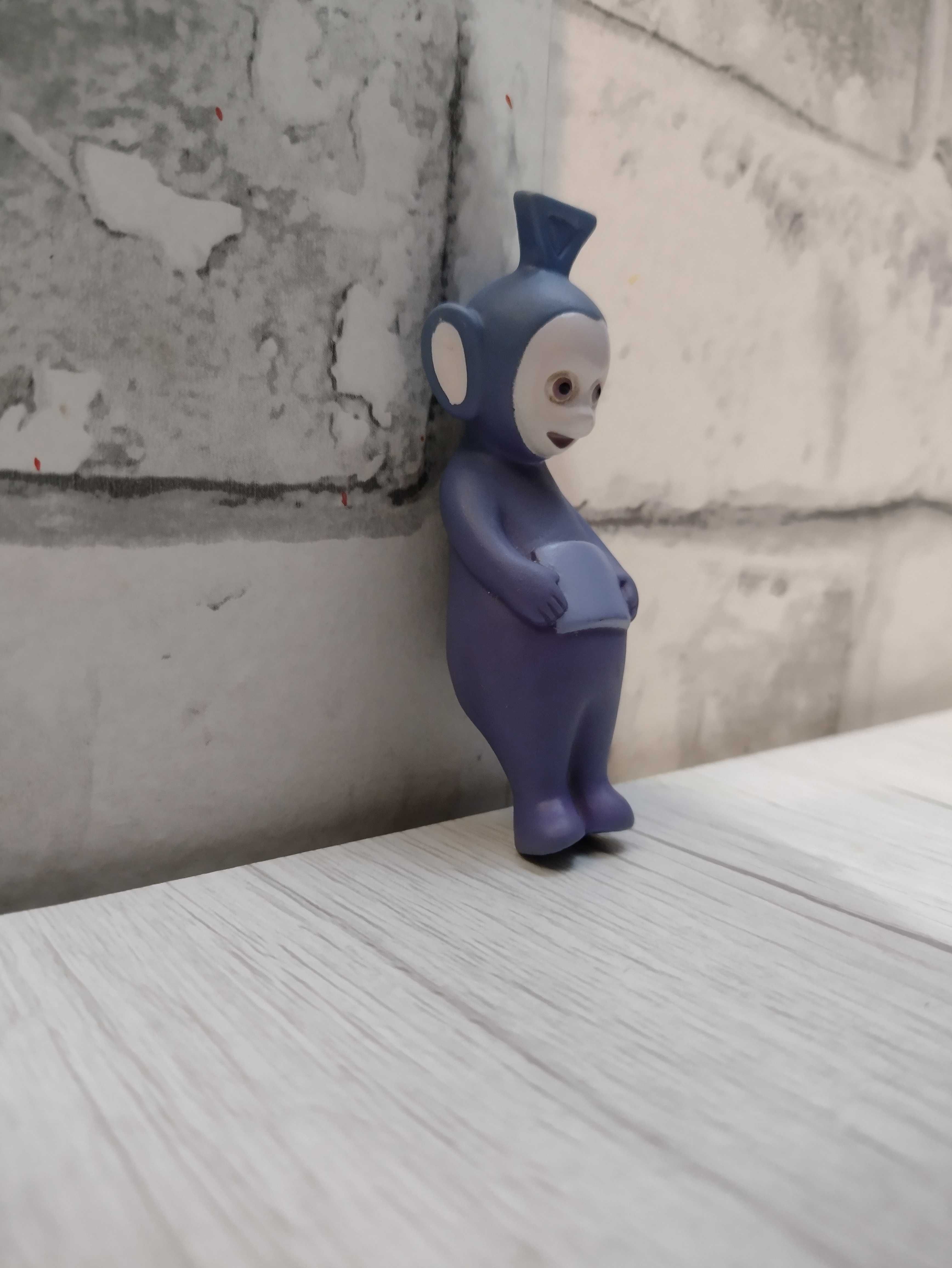 Teletubbies Teletubisie figurka Tinky-Winky fioletowy Teletubiś z gumy
