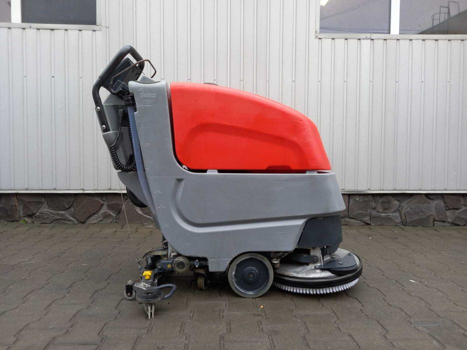 Profesjonalna szorowarka Hako B 45 b/t  TB 430