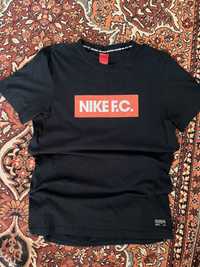 Футболка Nike F.C.