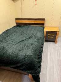 Спальня - кровать, тумбочка,  комод(стол)