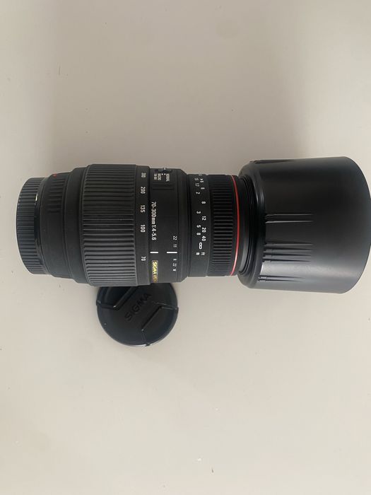 Obiektyw SIGMA 70-300 mm 1:4-5.6
