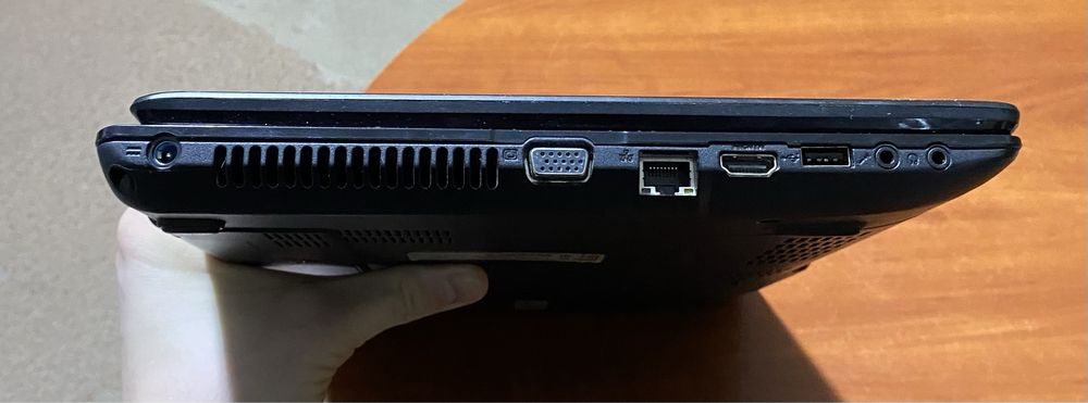 Ноутбук Acer Aspire 5741 New70 15.6"/4GB RAM/500GB HDD/i5 CPU! N2259