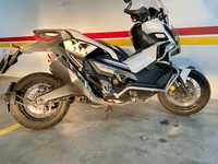 Honda X-ADV 750 (RC95, Var1, Ver1), como nova. muitos extras