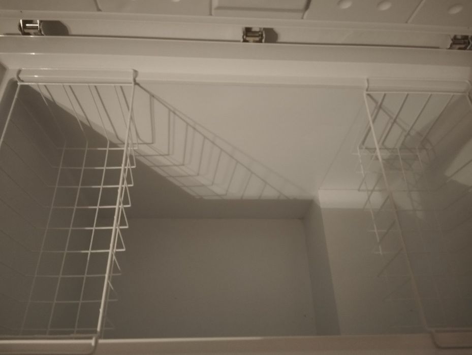 Морозильна камера 300л