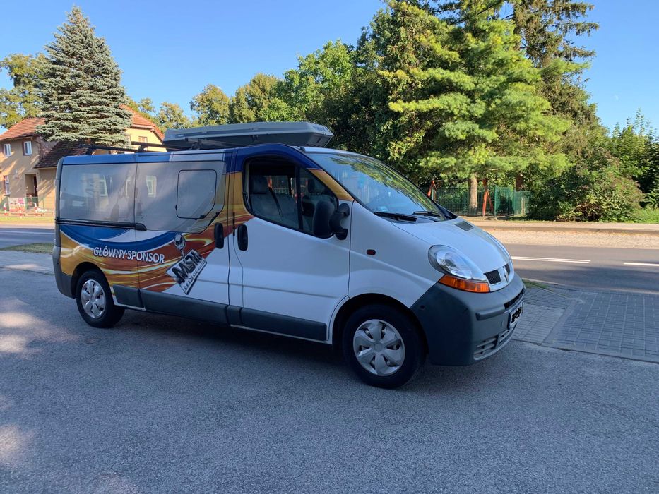 Wynajem /  busa Renault Traffic long 9-osobowy - tanio