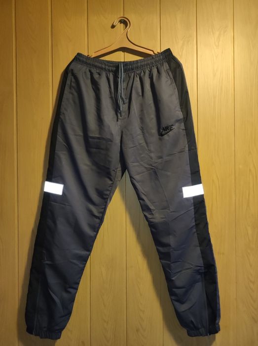 Продам спортивний костюм nike